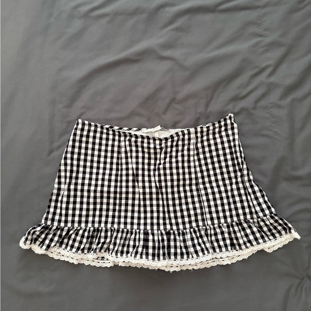 Kimchi Blue Black and White Gingham Skirt with Lace Trim
